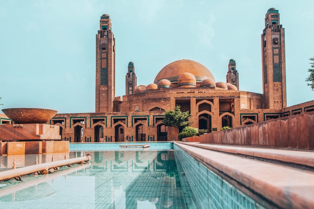 grand jamia mosque in lahore pakistan