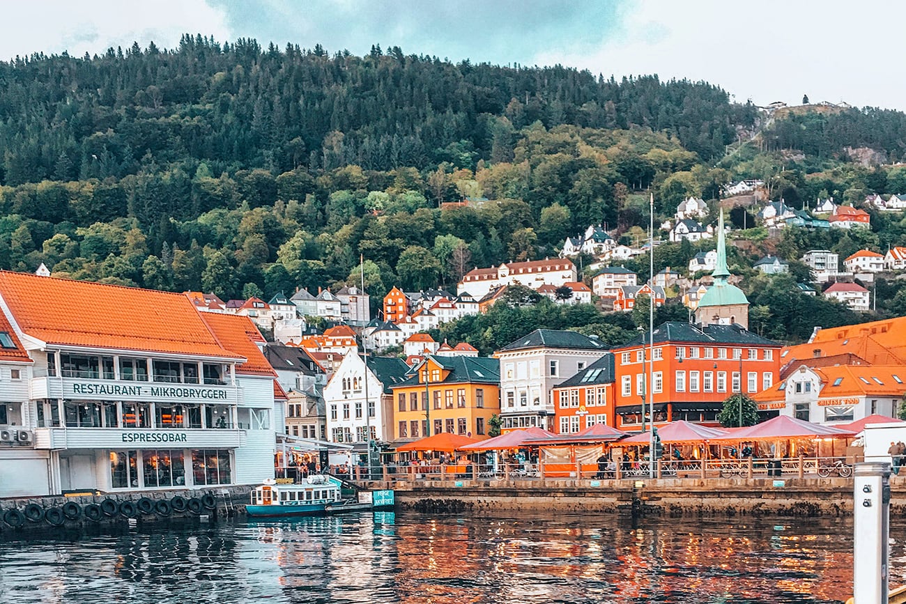 the hills and houses of bergen norway