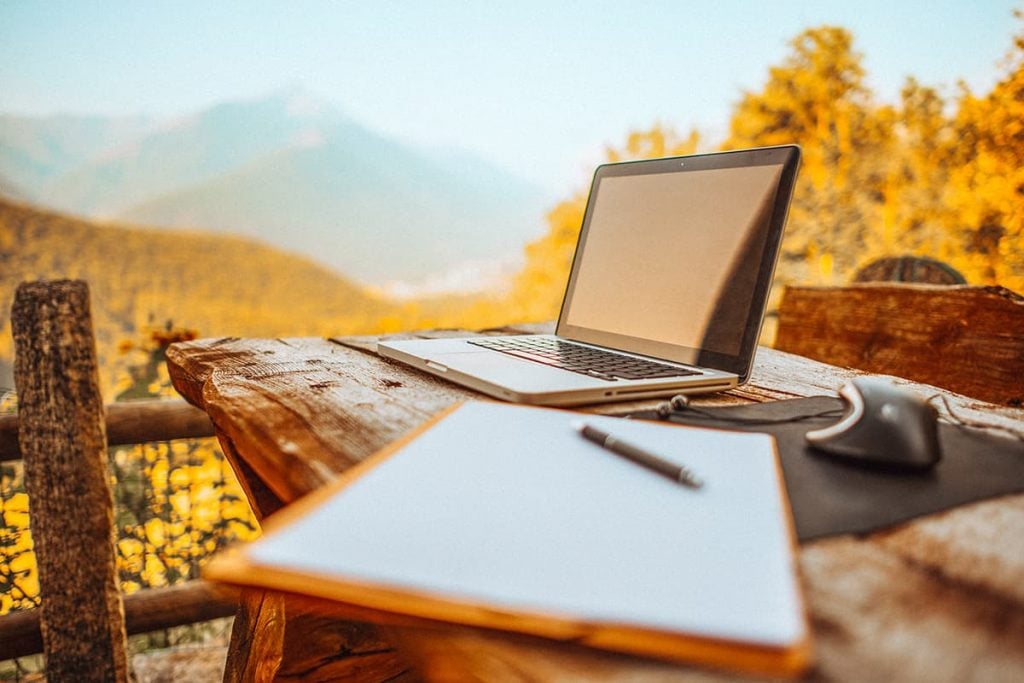 Best Laptops for Travelers in 2021 The Ultimate Guide + Reviews