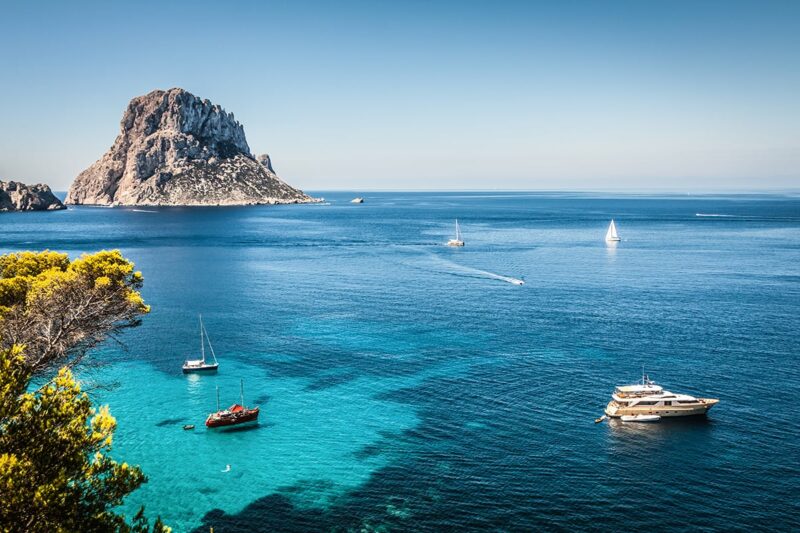 38 Prettiest Warm Places in Europe in November [2026]