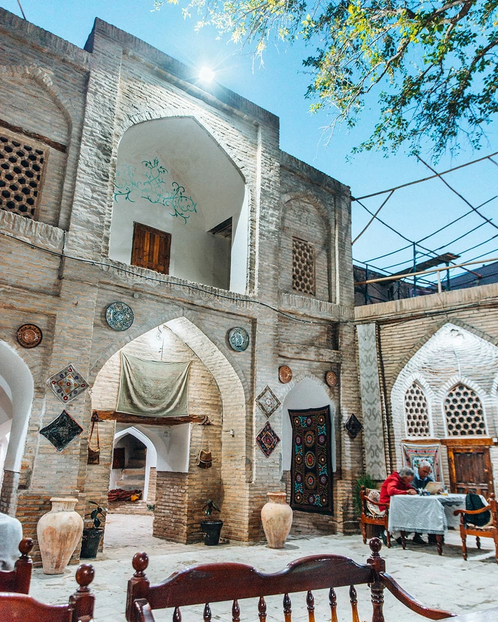 restaurant decorations in uzbekistan